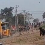बलिया में अतिक्रमण हटाने गई टीम पर ग्रामीणों का पथराव, हल्का बल प्रयोग कर पूरी की कार्रवाई