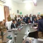 बलिया: डीएम ने वरासत में लापरवाही पर कानूनगो व लेखपाल को निलंबित करने का दिया निर्देश