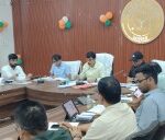 बलिया: राजस्व वसूली में लापरवाही पर डीएम ने विभागों को चेताया