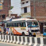 बलिया में एनएच पर अवैध बस स्टैंड, यातायात निरीक्षक की मोटी कमाई