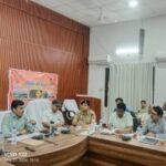 बलिया में सड़क सुरक्षा को लेकर डीएम सख्त, दुर्घटना स्थलों की मांगी सूची